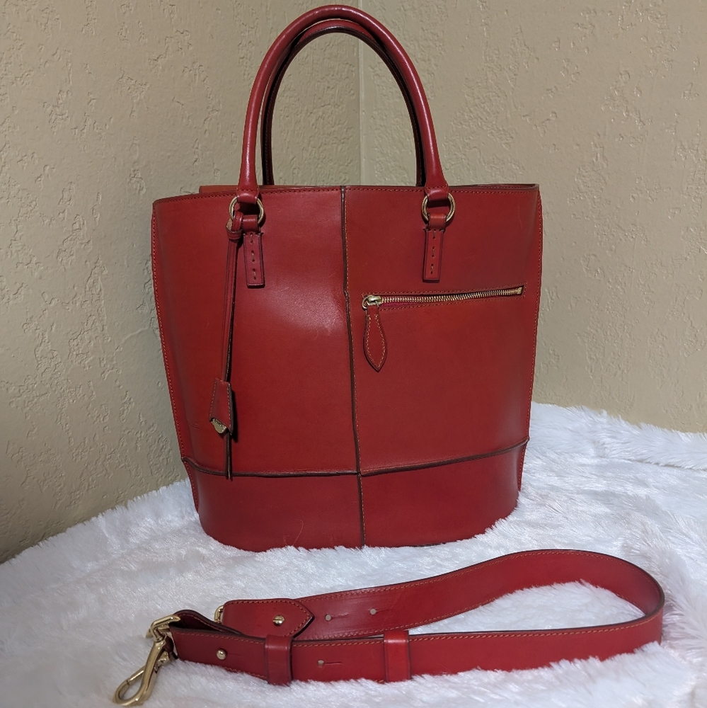 Dooney & Bourke Fia Bag from Alto Sellaio Collection - MB90S RD